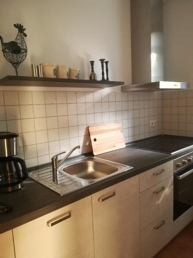 Apartment In Ruhiger Wohnlage Sie Sind In 3 Minuten Am Trebbower See Oder In 30 Minuten An Der Ostsee Klein Trebbow ภายนอก รูปภาพ